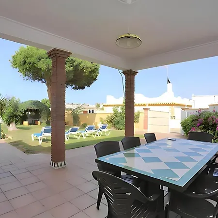 Con Piscina Privada Y Barbacoa Solo Familias Conil De La Frontera