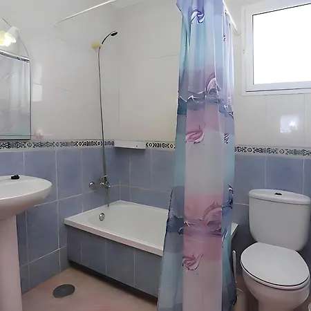 Con Piscina Privada Y Barbacoa Solo Familias *